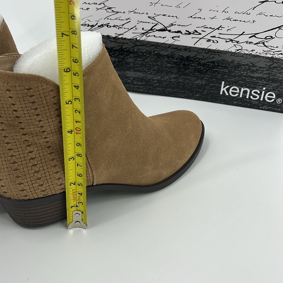 KENSIE Gianna Women’s Size 6.5 Booties Color Sand New In Box - Picture 11 of 16